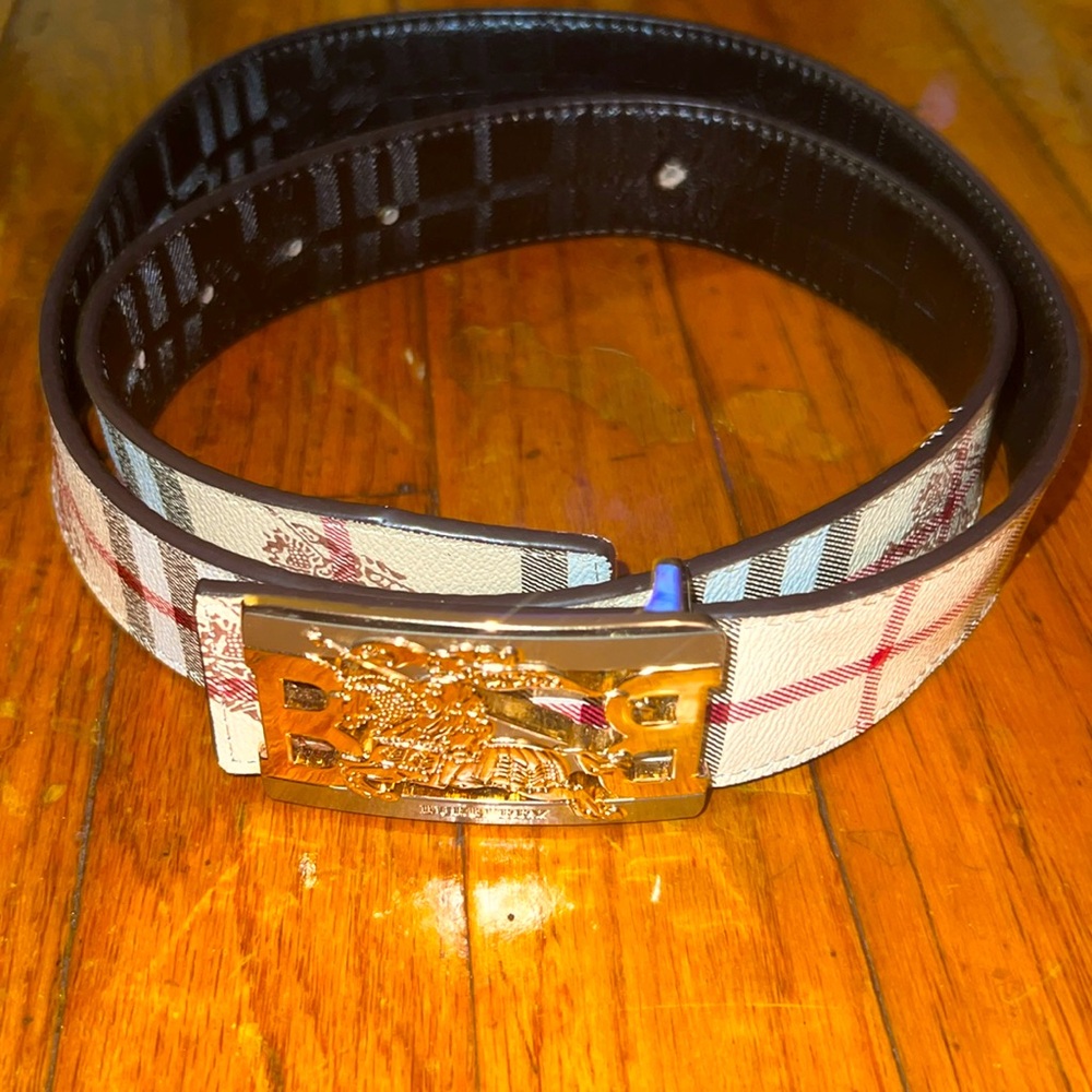 Burberry Double B Horse Buckle Belt